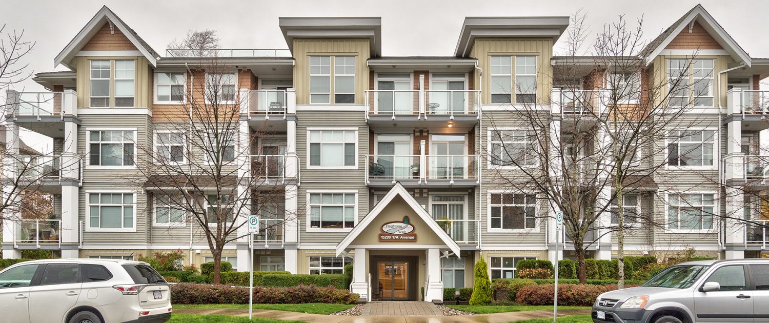 15299-17A-Ave-Surrey-02s