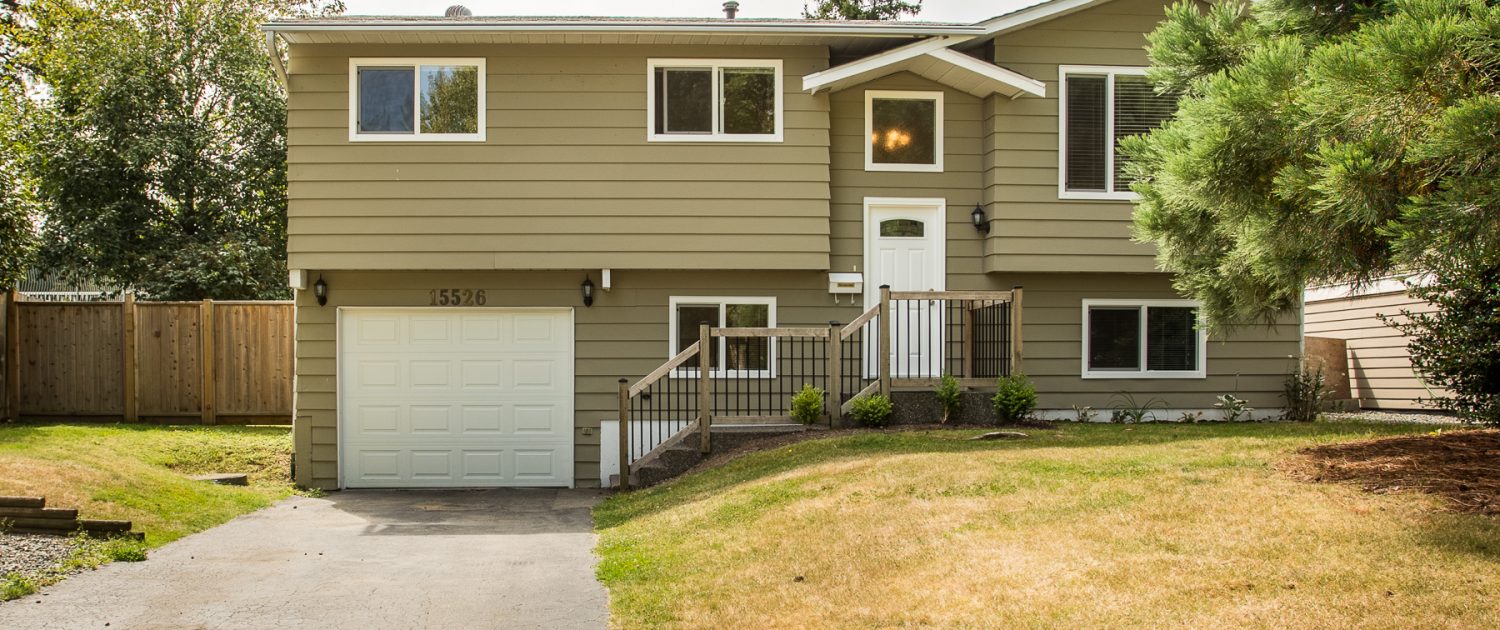 15526-22nd-Avenue-Surrey-360hometours-01s