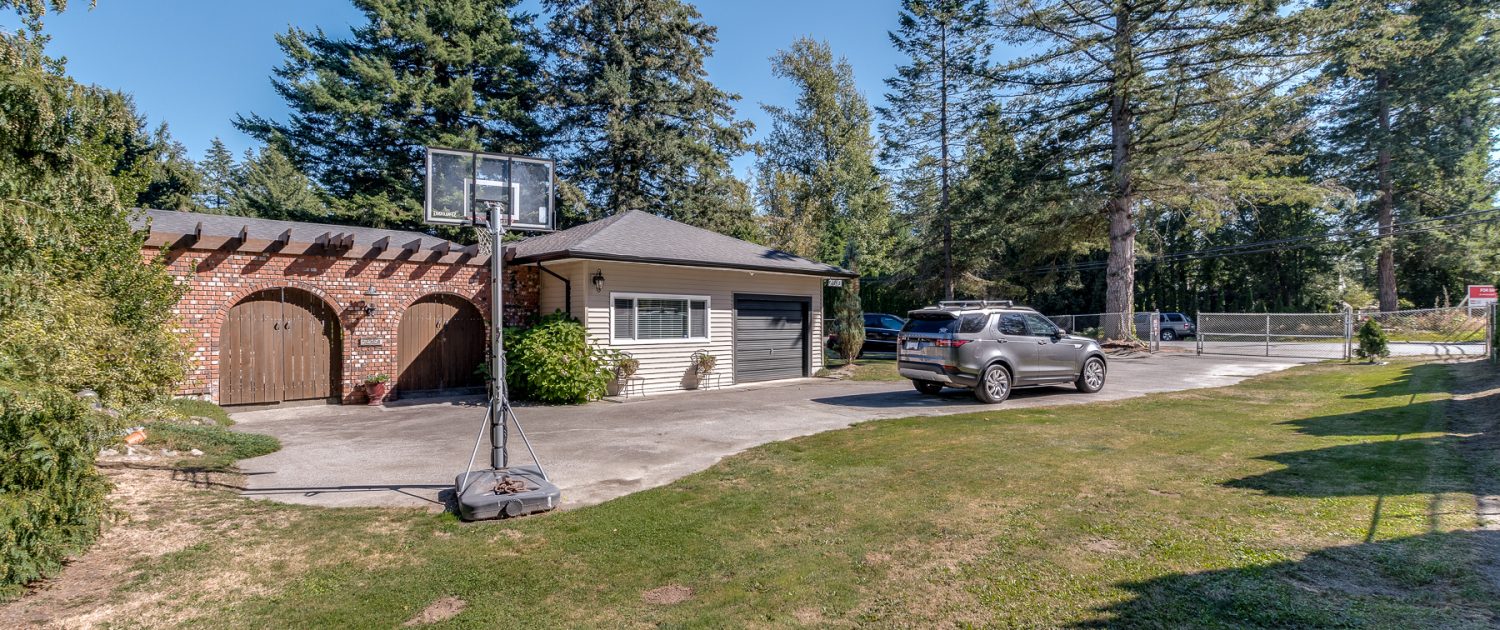 2610-168-Street-Surrey-360hometours-01s