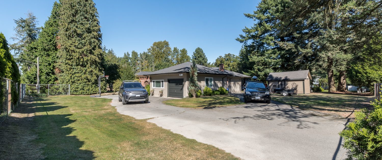 2610-168-Street-Surrey-360hometours-02s